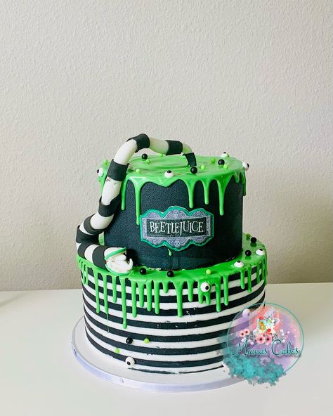 I know I shared it but guess what?!? Beetlejuice 2 is in theaters! Yes, I wasn’t even born when the first one came out but I watched it plenty of times in my life and this generation learning what a good movie is. #beetlejuice #cake #orlandocakes #birthdaycake #davenportflorida #beetlejuicecake #customcake Are you watching it or pass? Beetle Juice Cake, Beetlejuice Cake, Beetlejuice Birthday, Beatle Juice, Cake Stuff, Fashion Cakes, 14th Birthday, Cake Lover, Halloween Party Themes