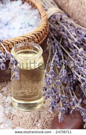 Body Mist Diy, Face Mask Ingredients, Bentonite Clay Mask, Jamaican Castor Oil, Homemade Perfume, Reed Diffuser Oil, Deep Clean Pores, Moisturizing Face Mask, Homemade Bath