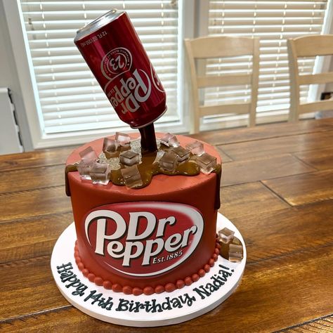 Dr Pepper Promposal Ideas, Dr Pepper Themed Cake, Crazy Birthday Cakes, Preppy Food, Dr Pepper Cake, Birthday Lol, Daisy Cupcakes, Daisy Decorations, 13 Birthday