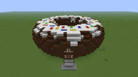 The Grand House of Donut Minecraft Project Minecraft Food House Ideas, Minecraft Candy Land Ideas, Food Houses Minecraft, Candy Land Minecraft, Minecraft Food Builds, Minecraft Food House, Minecraft Sweets, Minecraft Candyland, Candy Minecraft