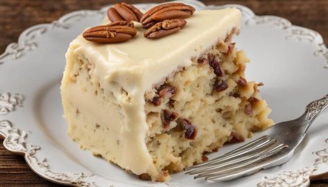 Pecan Cake Mix Recipes, Creamy Frosting, Butter Pecan Cake, Decadent Chocolate Desserts, Poke Cake Recipes, Leftover Cake, Pecan Cake, Dessert Shop, Special Occasion Cakes