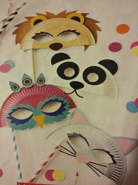 Maskembal Ideas For Kids, Paper Plate Masks, Animal Masks For Kids, Carnival Crafts, Masks Crafts, Hand Crafts For Kids, Kindergarten Crafts, Diy Crafts For Kids Easy, Paper Towel Roll Crafts