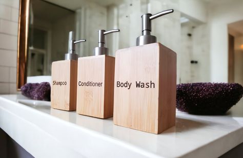 Soap Dispenser Bathroom, Bamboo Bathroom, Shampoo Bottles, Hand Soap Dispenser, Soap Dispensers, Zero Waste Lifestyle, Pump Bottle, Bathroom Soap Dispenser, Liquid Hand Soap