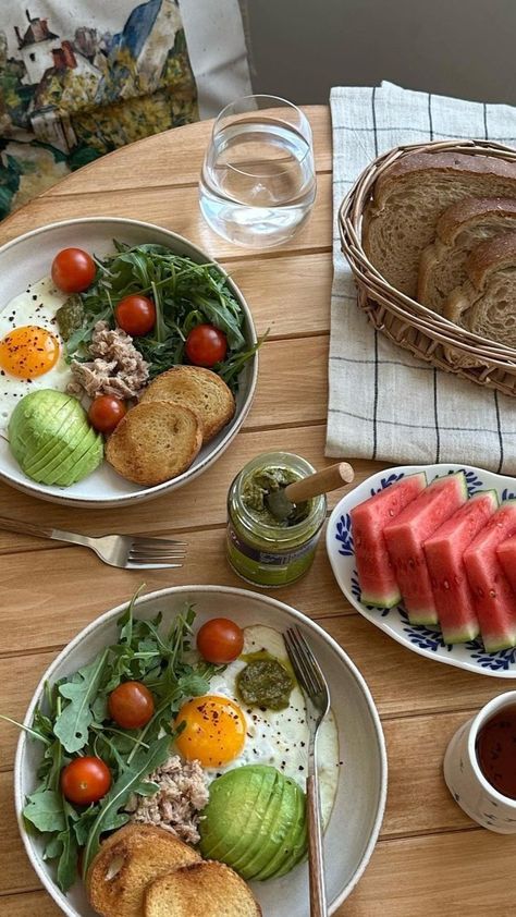 #Breakfast #morning #proper nutrition #idea #menu #summer #watermelon #avocado #eggs #photo Avocado Eggs, Summer Watermelon, Proper Nutrition, Watermelon, Avocado, Nutrition