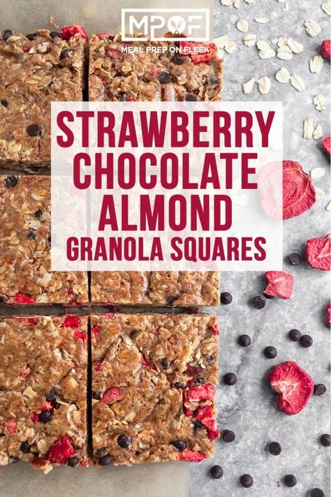 Strawberry Chocolate Almond Granola Squares - Meal Prep on Fleek™ Chocolate Almond Granola, Granola Squares, Low Carb Meal Prep Recipes, Granola Balls, Keto Meal Prep Recipes, Breakfast Meal Prep Recipes, Paleo Recipes Snacks, Strawberry Granola, Vegan Meal Prep Recipes