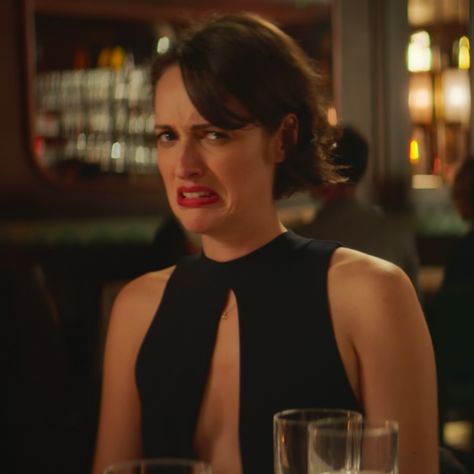 #fleabag #PhoebeWallerBridge Phoebe Waller-Bridge #fleabag2016 Phoebe Waller-bridge Fleabag, Fleabag Costume, Sitcom Posters, Phoebe Waller-bridge, Fleabag Funny, Flea Bag, British Icons, Tv Series Quotes, Scared Of The Dark