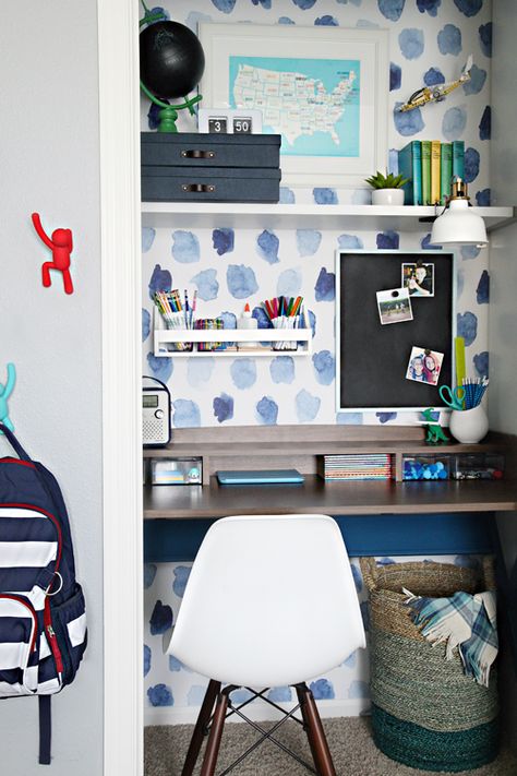 IHeart Organizing: Back to School: A Creative Workspace for our Boy! Kids Desk Space, Closet Desk, Desk Nook, Kids Workspace, Boys Desk, Boys Closet, Kids Closet, Closet Office, Kids Closet Organization