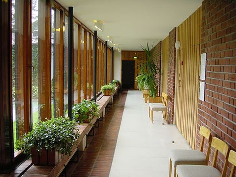 Explore Tim Brown Architecture's photos on Flickr. Tim Brown Architecture has uploaded 3970 photos to Flickr. Alvar Aalto Interior, Bauhaus Interior Design, Alvar Aalto Architecture, Alvar Alto, Nordic Interiors, Factory Interior, Hotel Corridor, Hall Interior, Hall Design