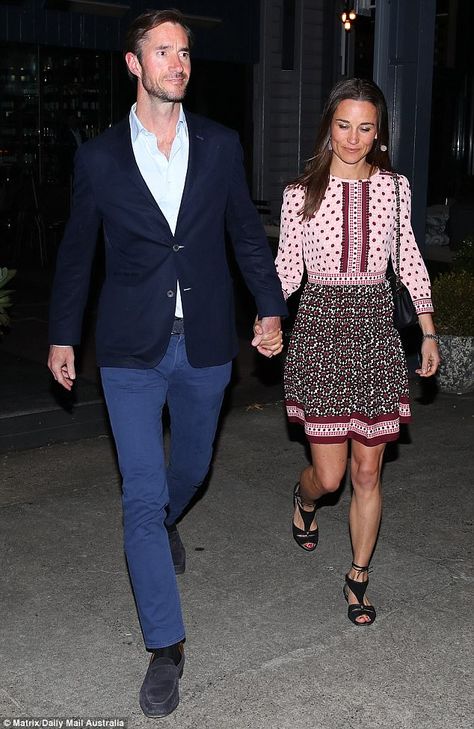 The brunette beauty, 33, and her investment banker husband, 41, enjoyed a meal at renowned Sydney seafood eatery 'Flying Fish', where main meals can cost up to AUD$160. Pippa Middleton Dress, Pippa Middleton Style, Pippa And James, Kate Middleton Style Outfits, Kerala Saree Blouse Designs, Investment Banker, Herb Labels, Middleton Wedding, Kate Middleton Wedding