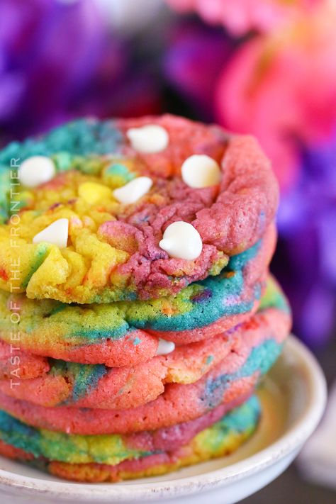 Rainbow Unicorn Desserts, Unicorn Desserts Easy, Unicorn Chocolate Chip Cookies, Easy Unicorn Cookies, Summer Cookie Recipes Easy, Back To School Sweets, Rainbow Birthday Cookies, 2024 Cookies, Aesthetic Eating