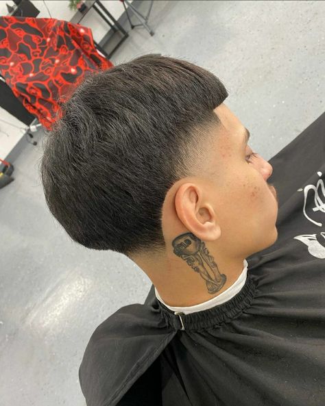 High Taper Edgar, Taper Fade Straight Hair Men, Mid Taper Short Hair, Short Edgar Haircut, Scissor Taper Haircut, Edgar Haircut Straight Hair Men, High Taper Haircut, Mid Taper Straight Hair, Straight Hair Taper