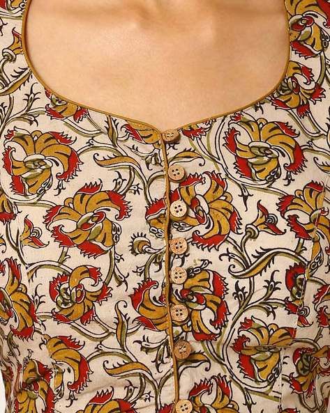 Kalamkari Suit Designs, Beige Blouses, Kalamkari Blouse Designs, Chudi Neck Designs, Kalamkari Print, Salwar Neck Designs, Churidar Neck Designs, Cotton Blouse Design, Churidar Designs