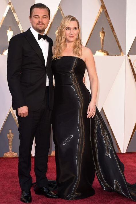 Kate Winslet and Leonardo DiCaprio  <3 <3 #oscars2016 Leonardo Dicaprio Oscar, Leonardo And Kate, Best Celebrity Dresses, Academy Awards Red Carpet, Leo And Kate, Oscars 2016, Adrien Brody, Sean Penn, Leo Dicaprio