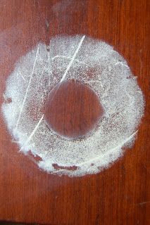 Water Stain On Wood, Restore Wood Furniture, Diy Furniture Repair, Remove Water Spots, Remove Water Stains, Restore Wood, Wood Repair, Water Rings, Furniture Fix