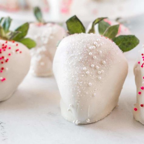 White Chocolate Covered Strawberries, easy to make and a beautiful treat! Decorate with sprinkles or leave plain- these are an elegant dessert anytime you make them! I’ve shared in the past how to make chocolate covered strawberries and although this recipe is similar, I still wanted to share how I make White Chocolate Covered Strawberries.... Read More The post White Chocolate Covered Strawberries appeared first on A Table Full Of Joy. Homemade Lemon Bars, White Chocolate Covered Strawberries, Best White Chocolate, Best Buttercream Frosting, White Chocolate Covered, Lemon Bars Easy, Wilton Candy Melts, White Chocolate Candy, White Chocolate Strawberries