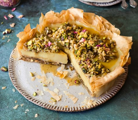 15 Most Loved Vegan Desserts from 2019! - One Green PlanetOne Green Planet Fancy Vegan Desserts, Vegan Fancy Dessert, Fancy Vegan Recipes, Vegan Pistachio Recipes, Vegan Desserts Recipes, Vegan Baklava Recipe, Pistachio Tart Recipes, Vegan Custard Pie, Baklava Pie