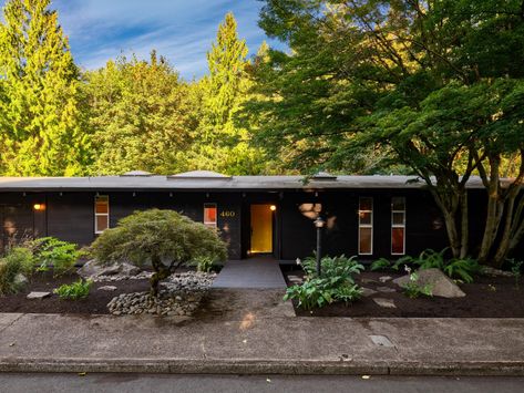 Photo 1 of 15 in A Black-and-White Midcentury Home in a Lush Oregon Forest Asks $705K - Dwell Black Mid Century House, Black Ranch House Exterior, Black Homes, Spring Architecture, Lake Oswego Oregon, Oregon Forest, Ranch House Exterior, Mid Century Exterior, Modern Remodel