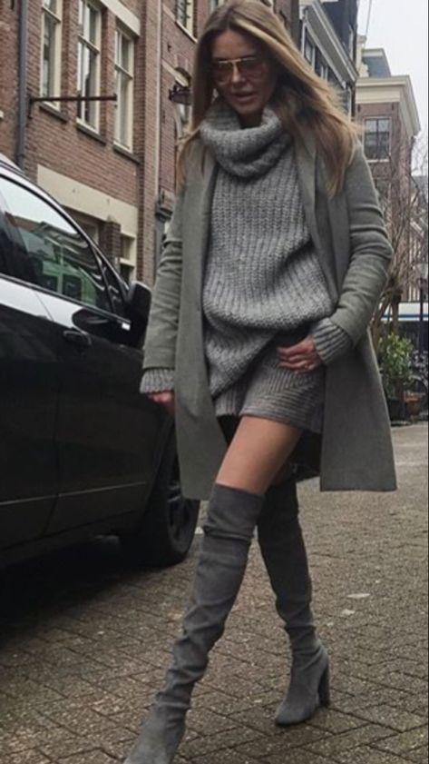 Grey Knee High Boots Outfit, Classy Cocktail Dresses, Grey Boots Outfit, Going Out Winter Outfits, Long Boots Outfit, Going Out Outfits For Women, Grey Knee High Boots, Mantel Outfit, Over The Knee Boot Outfit