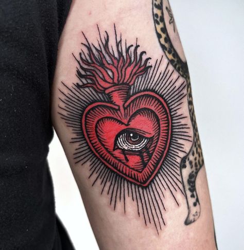 Traditional Heart Tattoos, Sacred Heart Tattoos, Engraving Tattoo, Mary Tattoo, Tattoo Portfolio, Knee Tattoo, Black Ink Tattoos, Eye Tattoo, Matching Tattoos