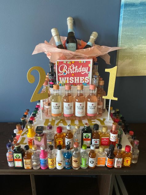 21st birthday. Shooter cake. Mini alcohol cake. Shot Cake Ideas, Alcohol Shooter Gifts, Shooter Cake 21st, 21st Birthday Shooter Cake, 21st Bday Shooters Gift, 21st Birthday Alcohol Cake Tower, 21st Birthday Mini Bottle Ideas, 21st Birthday Mini Bottle Bouquet, Liquor Bottle Cake