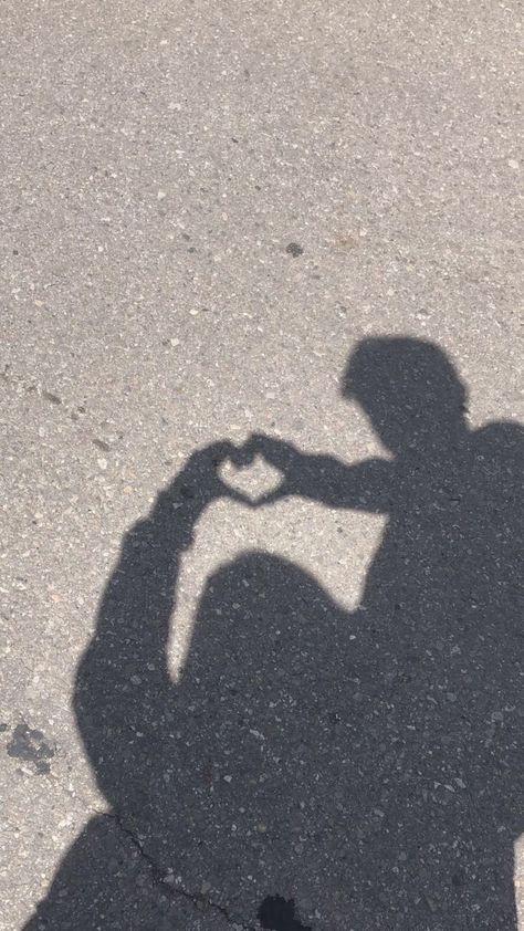 Couple Shadow, Shadow Shadow, Shadow Pictures, Photo Couple, Skateboard, Pins