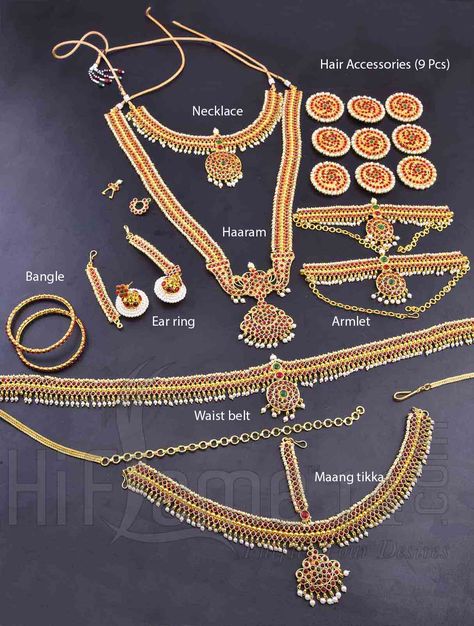 Bharatanatyam Jewellery, Bharatanatyam Costume, Bharatanatyam Dancer, Indian Classical Dancer, Bharatanatyam Poses, Indian Classical Dance, Red Stones, Dance Jewelry, Step Up Dance