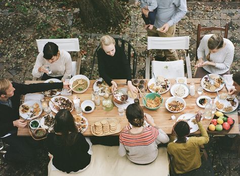 Recipes from The Kinfolk Table: Citrus Lentil Salad and Oatmeal Chocolate Chip Cookies Kinfolk Style, Kinfolk Table, The Kinfolk Table, Kinfolk Magazine, Powells Books, Table D Hote, Lentil Salad, Coffee Culture, Oatmeal Chocolate Chip Cookies