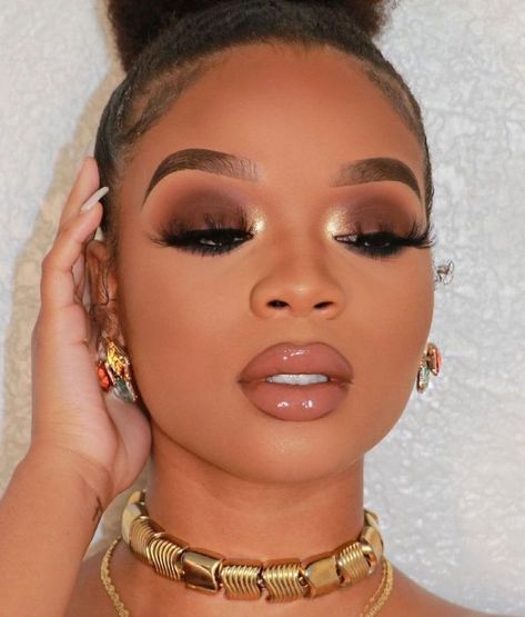 Natural Looking Makeup Black Women, Make Up Learning, Evening Makeup Looks For Black Women, Chocolate Makeup Looks Black Women, Wedding Makeup Looks Black Women, Neutral Full Glam Makeup, Nude Lip Black Women, Brown Smokey Eye Makeup Black Women, Smokey Eye On Black Women