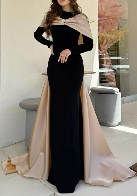 Dresses To Wear On Birthday, Birthday Classy Outfit, Black Dress For Birthday, Classy Wedding Outfits, Elegant Dress Outfits, Dress For Hijab, Dress Soiree, Formal Dresses Modest, Modest Evening Dress