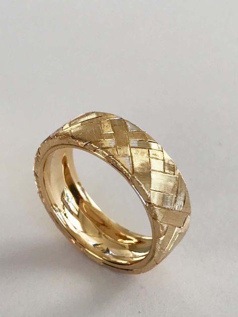 Men engagement ring gold