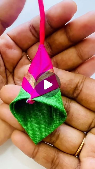 Latkan For Sadi, Making Flowers With Fabric, Blouse Latkans Tassels, Dori Latkan Designs, Saree Latkan Tassels, Blouse Dori Latkan, Latkan Making, Tassel Making, Designer Tassels