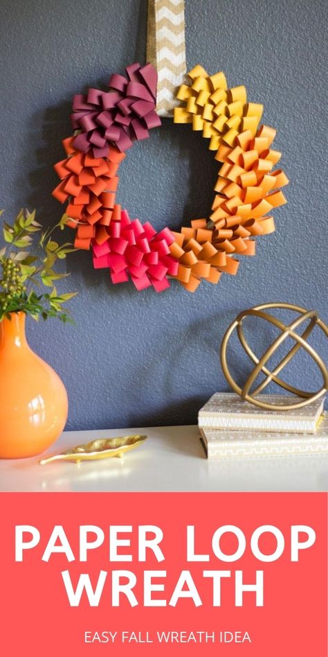 This easy wreath is made with paper loops. Make an ombre effect or customize the colors for the season or to match your decor! Make Fall Wreath, Ombre Color Palette, Paper Wreath Diy, Easy Wreath, Easy Fall Wreaths, Kids Fall Crafts, Easy Wreaths, Autumn Paper, Diy Ombre