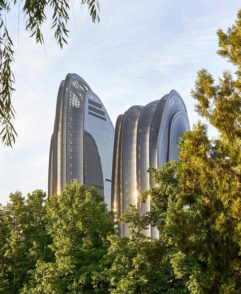 MAD architects, Hufton + Crow · Chaoyang Park Plaza Mad Architects, Park Plaza, Parametric Architecture, Landscape Elements, Design Remodel, Chinese Landscape, Architectural Practice, Traditional Building, Central Business District