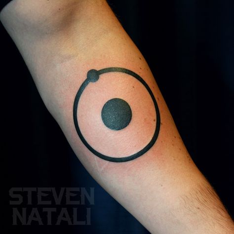 Hydrogen Atom Tattoo, Dr Manhattan Tattoo, Hydrogen Tattoo, Nuke Tattoo, Watchmen Tattoo, Vision Tattoo, Atom Tattoo, Atom Symbol, Ojo Tattoo