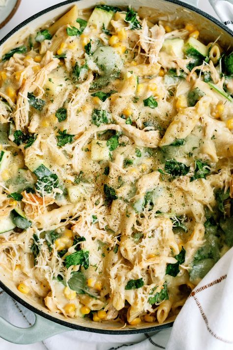 Creamy Chicken Corn Pasta, Courgette And Chicken Recipe, Chicken Zucchini Pasta Casserole, Chicken Zucchini Mushroom Pasta, Chicken Zucchini Corn Recipes, Chicken And Squash Pasta, Corn And Zucchini Pasta, Corn And Chicken Casserole, Chicken Corn Dinner