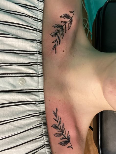 Leafs On Collar Bone Tattoo, Plant Collar Bone Tattoo, Olive Branch Collar Bone Tattoo, Leaves Collar Bone Tattoo, Leaf Shoulder Tattoo, Vine Collar Bone Tattoo, Leaf Collar Bone Tattoo, Collar Bone Tattoo Ideas, Collarbone Tattoo