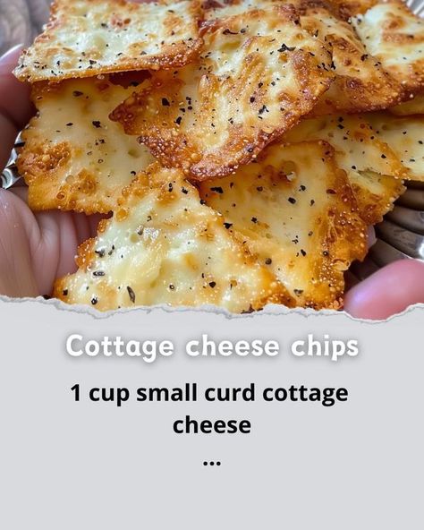 Crispy Cottage Cheese Chips, Cottage Cheese Everything Bagel Chips, Cottage Cheese Crackers Oven, Cottage Cheese Chips In Oven, Cottage Cheese Crackers, Cottage Cheese Chips, Benefits Of Cottage Cheese, Protein Snacks For Kids, Healthy Salty Snacks