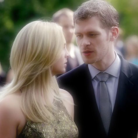 klaroline
klaus mikaelson 
caroline forbes 
the vampire diaries Tv Romance, Caroline Forbes, Klaus Mikaelson, Tv Show Quotes, The Vampire Diaries, The Vampire, Vampire Diaries, Tv Series, Tv