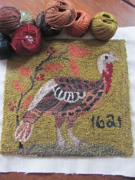 Punch Needle Design, Weavers Cloth, Types Of Textiles, Needle Kit, Bird Quilt, Punch Needle Patterns, Penny Rugs, Hooked Rugs, Wool Projects