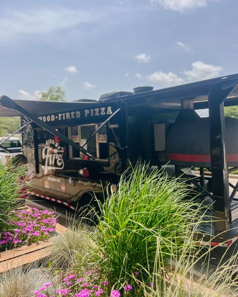 Elevate your day with a personal pizza!🔥 Wine Garden, Lake Wylie, David Taylor, Personal Pizza, Rock Hill, Food Trucks, Food Truck, Bend, Pizza