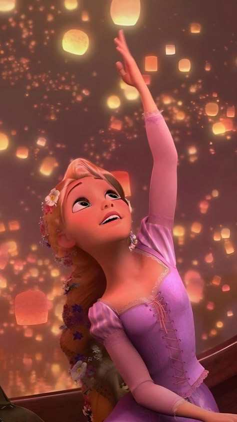 Rapunzel Aesthetic, Tangled Wallpaper, Rapunzel Disney, Disney Princess Rapunzel, Cute Disney Pictures, Disney Collage, Princess Rapunzel, Disney Rapunzel, Best Disney Movies