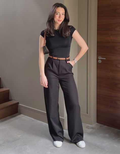 Athletic Banquet Outfits, Casual Slacks Outfit, Black Slacks Outfit Casual, Slacks Outfit Casual, Black Slacks Outfit, Finance Girl, Teachers Outfits, Banquet Outfit, Snappy Casual