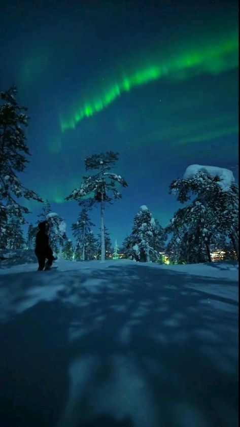 Northern Lights Aesthetic, Blue Northern Lights, Northern Lights Video, Lights Video, Northern Lights Art, Oakland City, Lights Aesthetic, Lapland Finland, Northern Lights (aurora Borealis)