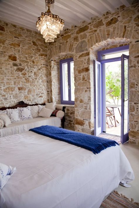 Greek House Interior, Greek Bedroom, Greek Style Home, Greek Homes, Greece Homes, Greece House, Stone Villa, Greece Villa, Greek Decor