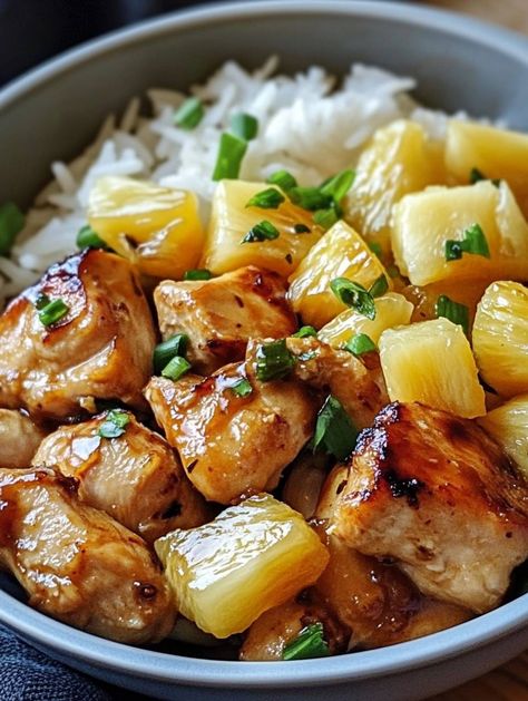 Pineapple Chicken And Rice Bowl, Air Fryer Pineapple Chicken, Pineapple And Chicken Recipes, Pineapple Rice Bowl Chicken, Chicken And Pineapple Recipes, Chicken Pineapple Recipe, Dash Diet Dinner Recipes, Easy Dash Diet Recipes, Cheap Healthy Meals For Two