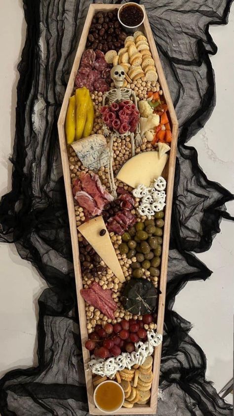 Halloween Wine And Cheese Party, Coffin Cheese Board, 2023 Halloween Party, Coffin Ideas For Halloween, Chic Halloween Party Food, Spooky Dinner Party Food, Halloween Board Night, Skeleton Food Display, Halloween Charcutiere Board