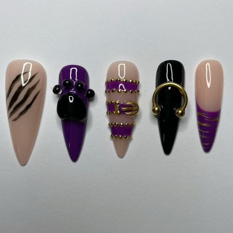 clawdeen nails for halloween 🐺💜👜 nail art niveau 4 / stiletto L #pressonnails #nails #nailart #clawdeenwolf #monsterhigh #halloweennails #monsterhighnails #nailinspo Clawdeen Wolf Inspired Nails, Clawdeen Nails, Monster High Nail Art, Monster High Nails, Nails For Halloween, Inspired Nails, Halloween Nail, Halloween Nail Art, Nails Inspo