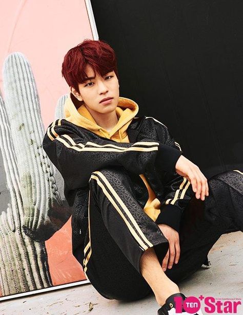 #Seungmin 10+Star May Issue 2018 #Straykids Seungmin Magazine, Stay Kids, Star Magazine, Mnet Asian Music Awards, Sweet Guys, Celebrity Style Red Carpet, Male Artist, Magazines For Kids, Stray Kids Seungmin