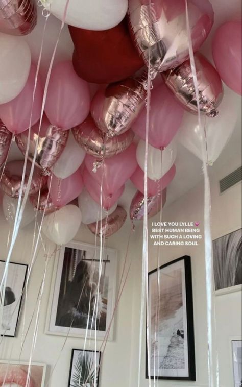 Birthday Ideas Balloons, Heart Themed Birthday, Balloons Aesthetic, Aesthetic Happy Birthday, Sweet Sixteen Birthday Party Ideas, Aesthetic Happy, Gemini Birthday, Birthday Aesthetic, Cute Birthday Pictures