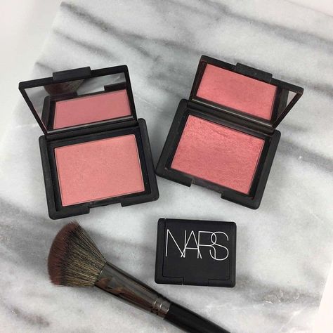 I love the finish on these nars blushes. They look so pretty against the cheekbone with thier little golden touches. Penyimpanan Makeup, Alat Makeup, Nars Blush, Nars Makeup, Web Images, Makeup Swatches, Blue Eyeshadow, Baddie Makeup, Luxury Makeup